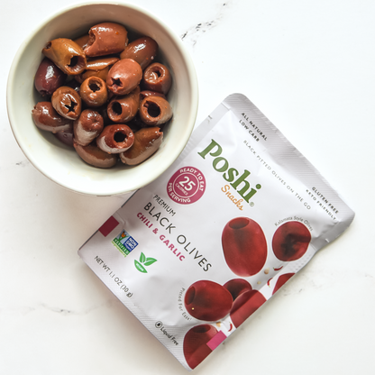 Pitted Black Olives With Chili & Garlic - 10 Snack Packs (1.1 OZ/Pouch)